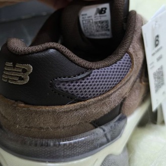 NEW BALANCE 9060 COFFEE-PURPLE