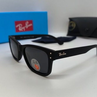 RAY-BAN