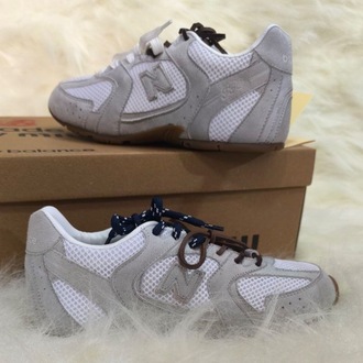 NEW BALANCE 530 MİU MİU GREY-WHİTE-NUBUCK