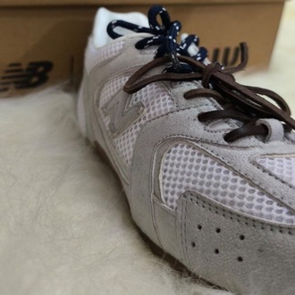 NEW BALANCE 530 MİU MİU GREY-WHİTE-NUBUCK