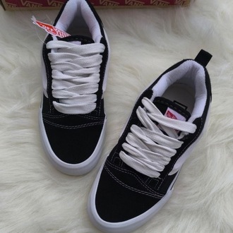VANS KNU SKOOL