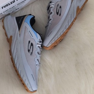 SKECHERS WATERPROOF