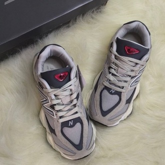 NEW BALANCE 9060 GRAY-ANTHRACİTE