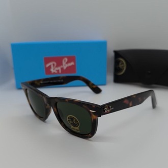RAY-BAN