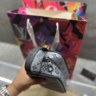 •Louis vuitton Gray El Çantası