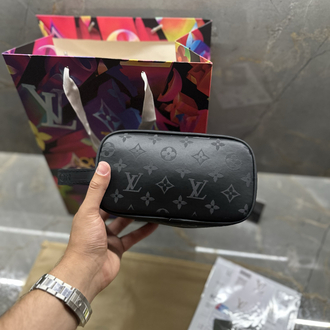 Louis Vuitton Hologram Dark El Çantası