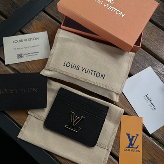 LV Kartlık Siyah %100 HAKİKİ DERİ (KUTULU, TOZ TORBALI)