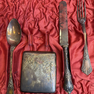Gümüş tuğralı set