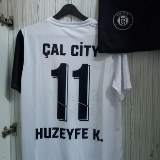 KİŞİYE ÖZEL FUTBOL FORMASI ŞORTLU TAKIM ADET 1