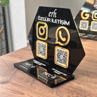 Çift QR & NFC Özellikli PleksiGlass Stant Petek Tasarımlı