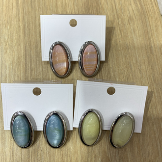 Silver Renkli Oval Küpe