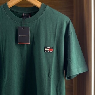 Tommy Milfiger ™ Premium T-Shirt