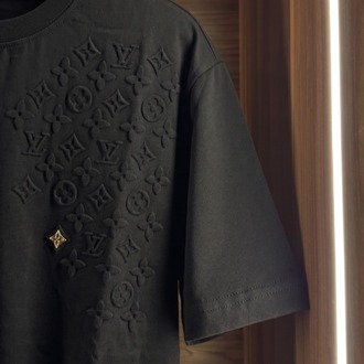 Louis Vuitton ™ Premium T-shirt