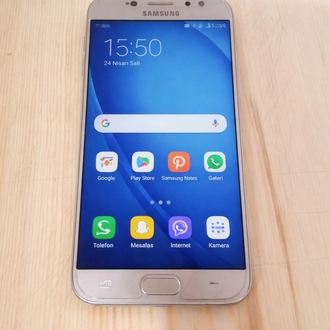 Samsung J7