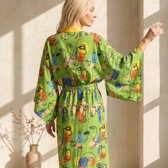 Faces kimono