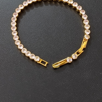 Gold Renk Beyaz Taşlı Su Yolu Bileklik