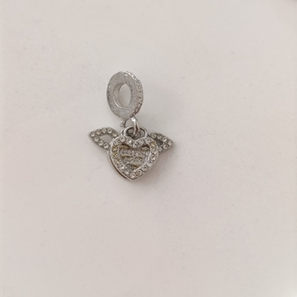 Kalpli Kanatlı Charm