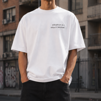 KORYN Beyaz BMW Grafik Baskılı Oversize Erkek T-Shirt