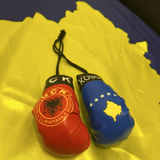 UÇK ve KOSOVA Boks Eldiven Süsü