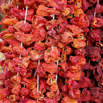Doğal kurutulmuş dolmalık biber