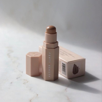 Fenty Beauty Amber Kontür 01