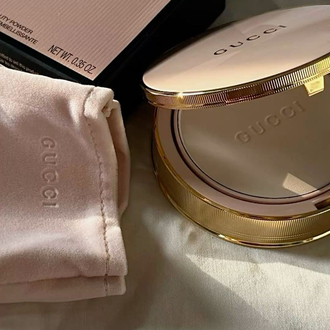 Guccı Poudre De Beaute Mat Naturel Pudra 00