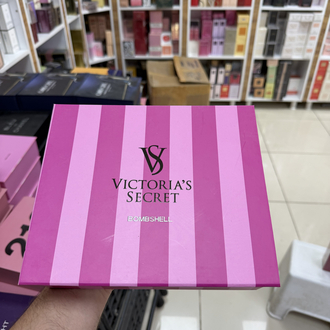 Victoria’s  Secret Boombshell Parfüm Seti 