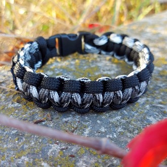 Siyah Kırçıllı & Siyah Paracord Bileklik