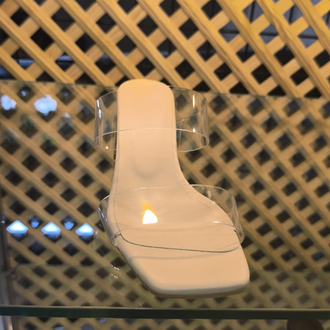 GLASS Küt Burun Şeffaf Topuklu Terlik