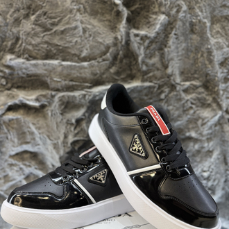 FLAŞ İNDİRİM-PRADA Casual Black and White