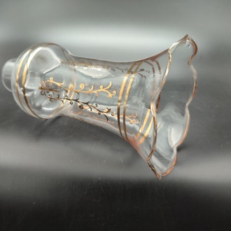 AVİZE LAMBA CAMI.ŞEFFAF,ALTIN YALDIZLI MOTİFLİ (E.14) ( Yuva çapı:4.00cm-h:20,50cm)