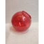 GLOB AVİZE CAMI. KIRMIZI RENKLİ, ÇATLATILMIŞ DESENLİ (ÇAP: 15.00cm- DUY YUVASI: 7.00cm)