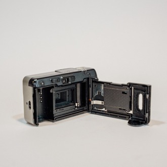 Toma Mini Q Panorama Quartz Date 35mm Film Fotoğraf Makinesi