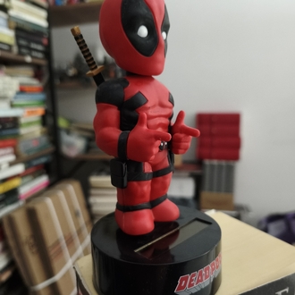 Marvel Deadpool Figürü 