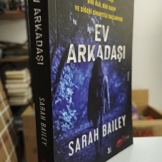 Ev Arkadaşı