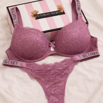 VS PEMBE DESTEKLİ TAKIM
