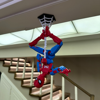 Spider-Man Figürü – Esnek Eklemli Aksiyon Oyuncağı”