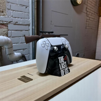 Lades "The Last of Us" Tüfek Detaylı Joystick Standı | PS5, PS4, Xbox Uyumlu