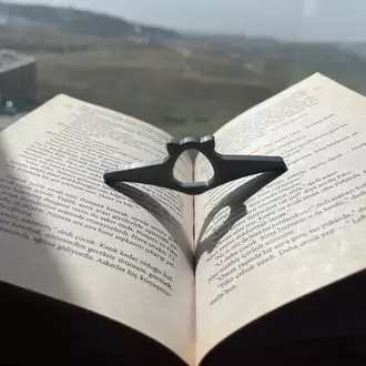 3D Baskı Kedi Kitap Okuma Yüzüğü – Parmak Yüzük/Ayraç