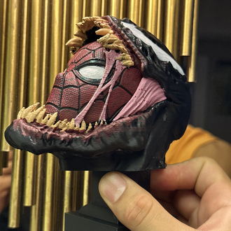 Venom vs Spider-Man 3D Büst | El Yapımı Koleksiyon Figürü