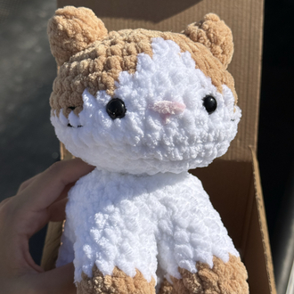 Peluş Kedi