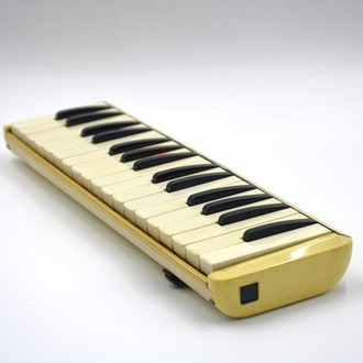 YAMAHA PIANICA 32