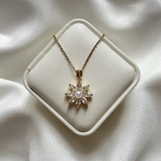 Gold Çiçek Model Çelik Kolye (45 cm)