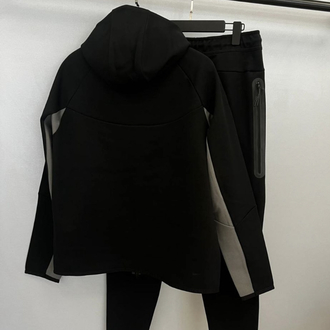 Tech Fleece Eşofman Takımı