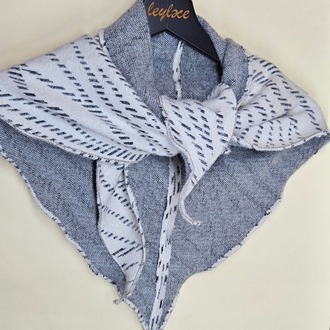   Kadın için Beyaz Üçgen Atkı,Fular, Angora Triko Kumaş, Zincir Detaylı, Hediye - 1 