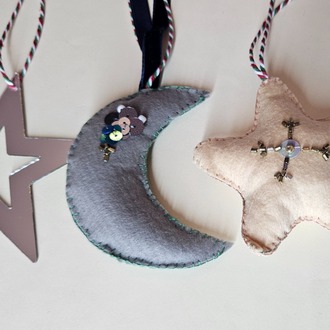 Renkli Ķeçeler ve Pleksiden 3 adet Yılbaşı Süsü, İşlemeli Yıldız, Ay Set, Handmade3