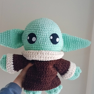 Baby Yoda büyük 