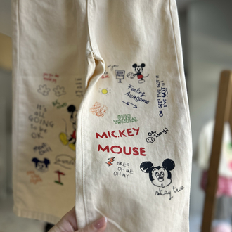Mickey detaylı pantolon
