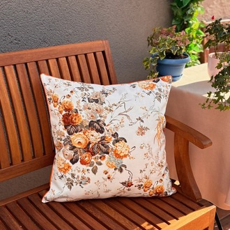 Sarı Güller – Turuncu Çizgili ve Floral Desenli Çift Taraflı Kırlent Kılıfı 50x50