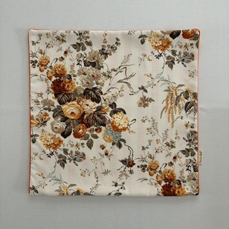 Sarı Güller  – Turuncu Çizgili ve Floral Desenli Çift Taraflı Kırlent Kılıfı 50x50